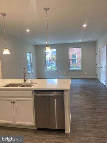 24733 MONK MEADOWS, Sterling, VA 20166