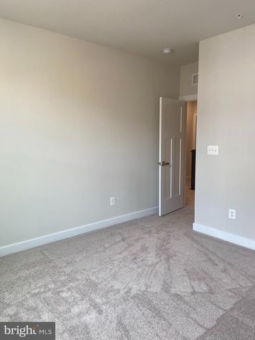 24733 MONK MEADOWS, Sterling, VA 20166