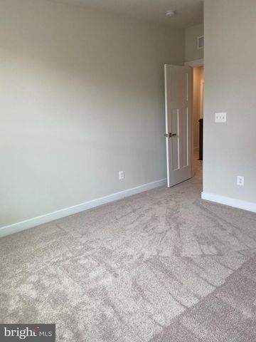 24733 MONK MEADOWS, Sterling, VA 20166