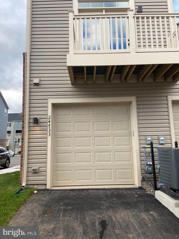 24733 MONK MEADOWS, Sterling, VA 20166