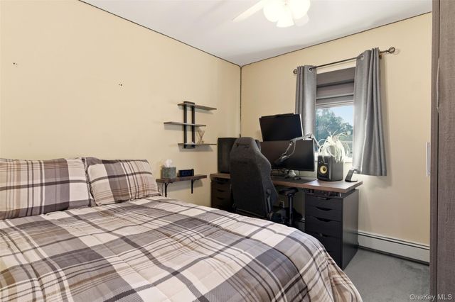 15 Leeward Lane, Commack, NY 11725