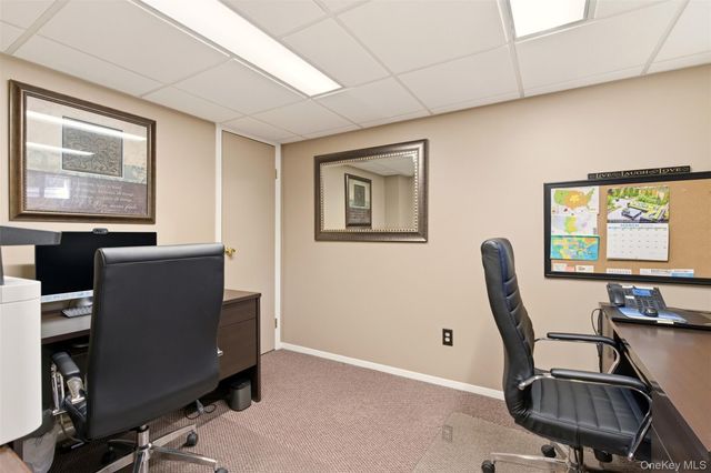 15 Leeward Lane, Commack, NY 11725