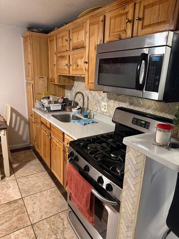 264 East Haverhill 2, Lawrence, MA 01841