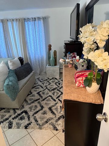 264 East Haverhill 2, Lawrence, MA 01841