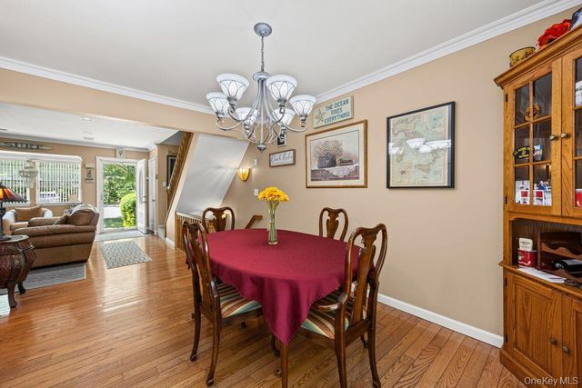 29 Hancock, Yaphank, NY 11980