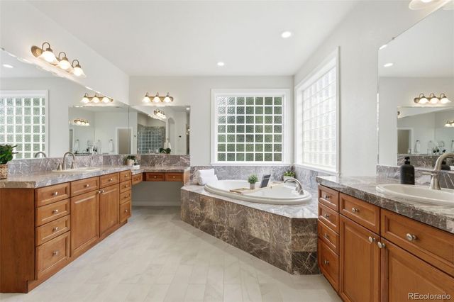 10250 Longview Drive, Lone Tree, CO 80124