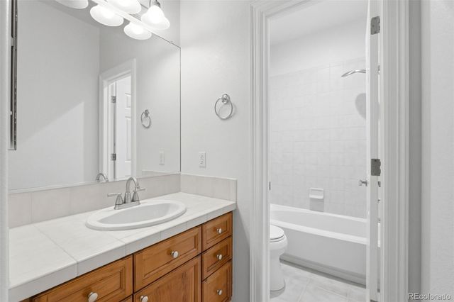 10250 Longview Drive, Lone Tree, CO 80124