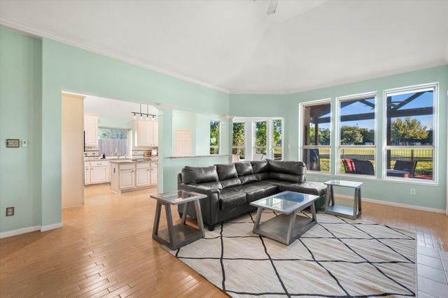 1002 Muirfield Drive, Mansfield, TX 76063