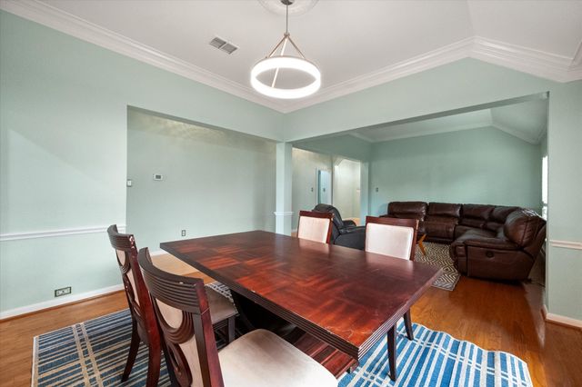 1002 Muirfield Drive, Mansfield, TX 76063