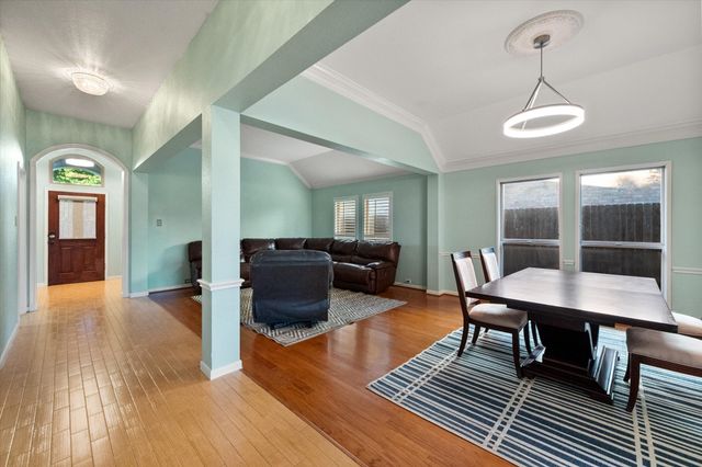 1002 Muirfield Drive, Mansfield, TX 76063