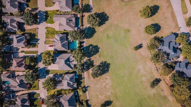 1002 Muirfield Drive, Mansfield, TX 76063