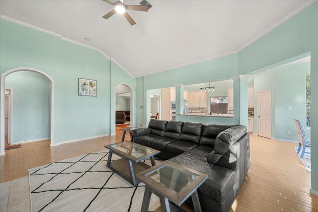 1002 Muirfield Drive, Mansfield, TX 76063