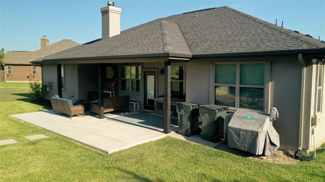 220 Angela DR, Liberty Hill, TX 78642