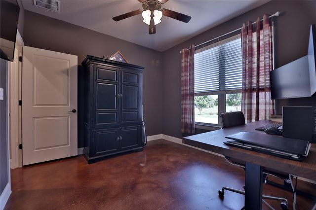 220 Angela DR, Liberty Hill, TX 78642