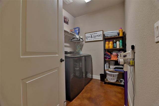 220 Angela DR, Liberty Hill, TX 78642