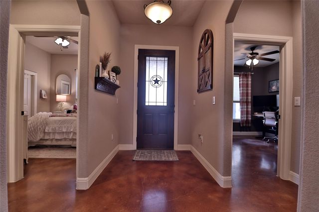 220 Angela DR, Liberty Hill, TX 78642