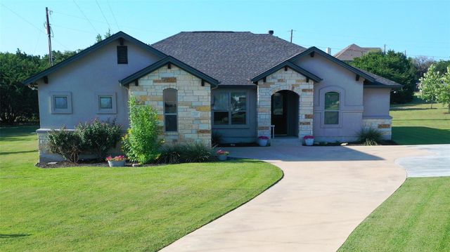 220 Angela DR, Liberty Hill, TX 78642