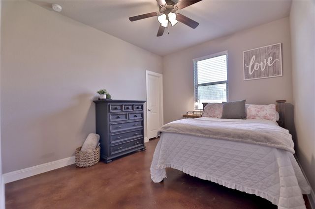 220 Angela DR, Liberty Hill, TX 78642