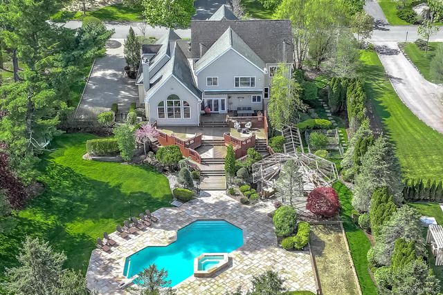 4 Birdie Drive, Suffern, NY 10901