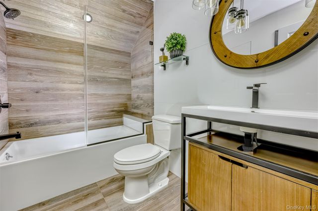 4 Birdie Drive, Suffern, NY 10901