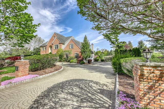 4 Birdie Drive, Suffern, NY 10901