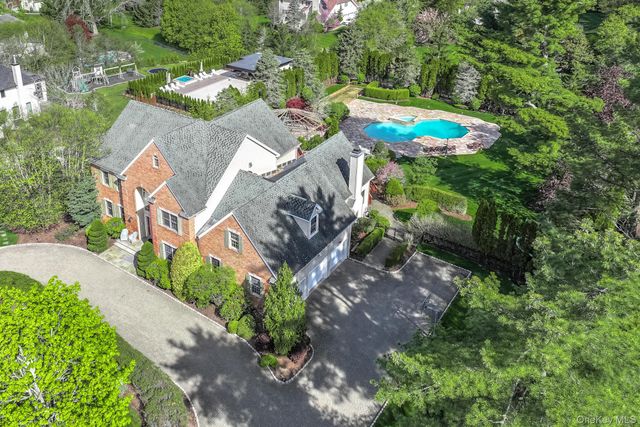 4 Birdie Drive, Suffern, NY 10901