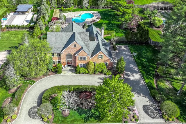 4 Birdie Drive, Suffern, NY 10901