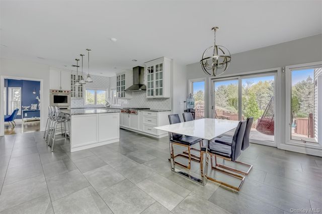 4 Birdie Drive, Suffern, NY 10901
