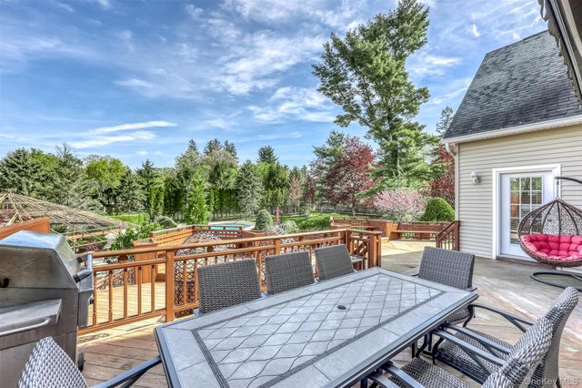 4 Birdie Drive, Suffern, NY 10901
