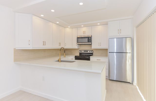 2018 20th Court, Jupiter, FL 33477