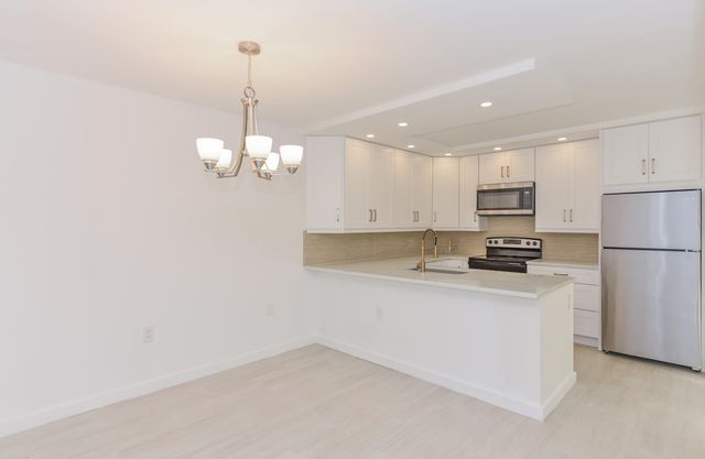 2018 20th Court, Jupiter, FL 33477