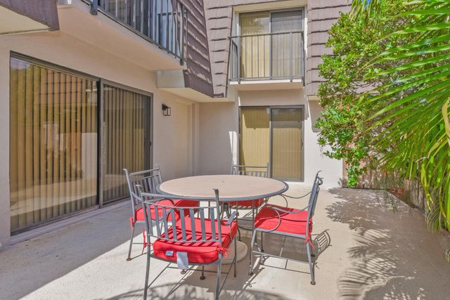 2018 20th Court, Jupiter, FL 33477