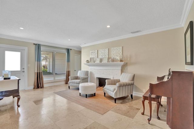 248 Codrington Drive, Lauderdale By The Sea, FL 33308