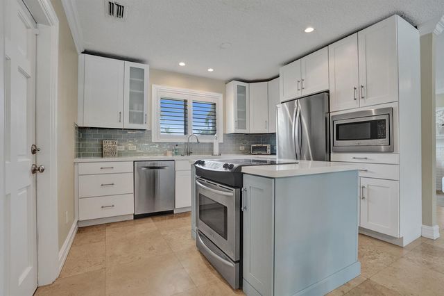 248 Codrington Drive, Lauderdale By The Sea, FL 33308