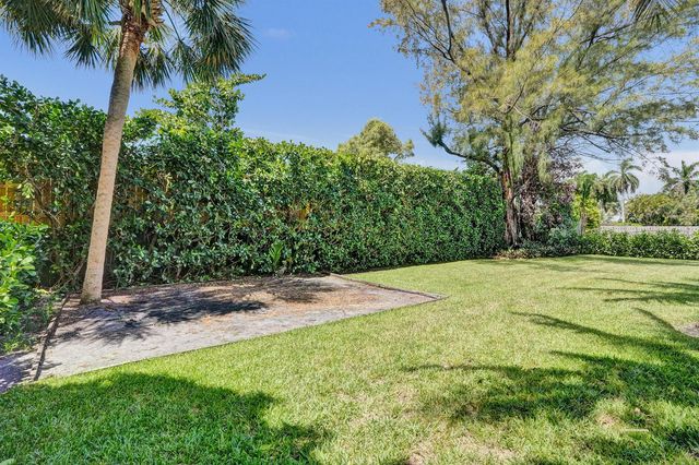 248 Codrington Drive, Lauderdale By The Sea, FL 33308