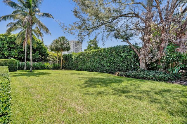 248 Codrington Drive, Lauderdale By The Sea, FL 33308