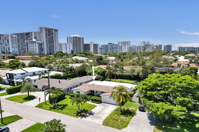 248 Codrington Drive, Lauderdale By The Sea, FL 33308