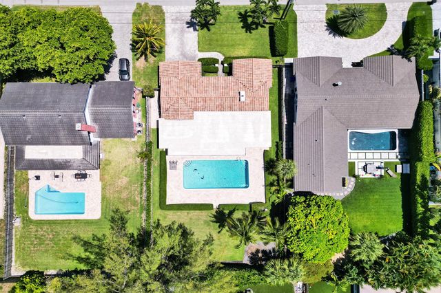 248 Codrington Drive, Lauderdale By The Sea, FL 33308