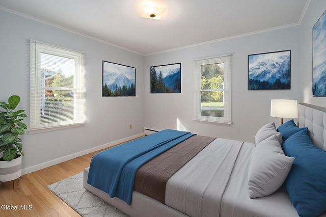 42 Jennifer Road, Glenville, NY 12302