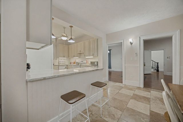 203 E Poplar Street, Harrodsburg, KY 40330