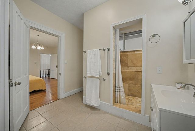 203 E Poplar Street, Harrodsburg, KY 40330