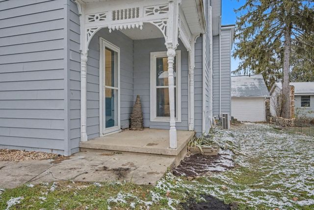 203 E Poplar Street, Harrodsburg, KY 40330