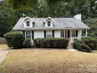 8006 Maxwelton Drive, Huntersville, NC 28078