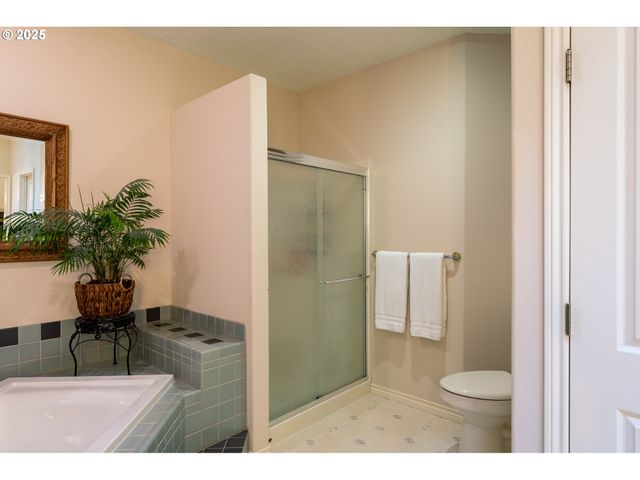 56614 Nw WILSON RIVER Hwy, Gales Creek, OR 97117