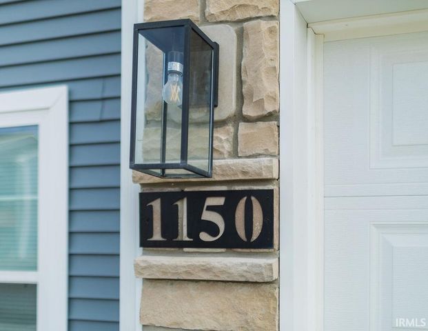 1150 W Rangeview Circle, Bloomington, IN 47403