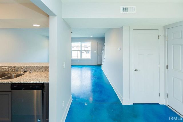 1150 W Rangeview Circle, Bloomington, IN 47403