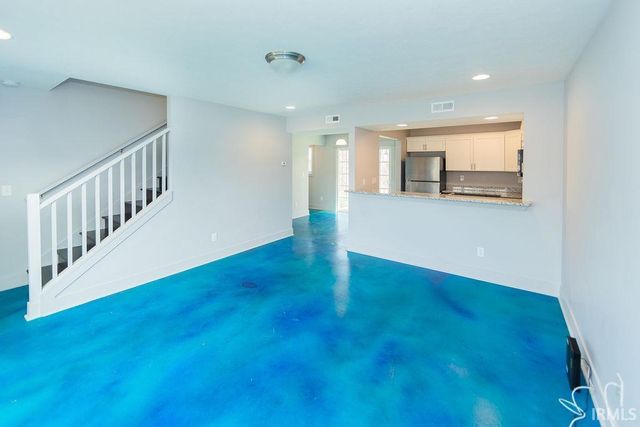 1150 W Rangeview Circle, Bloomington, IN 47403