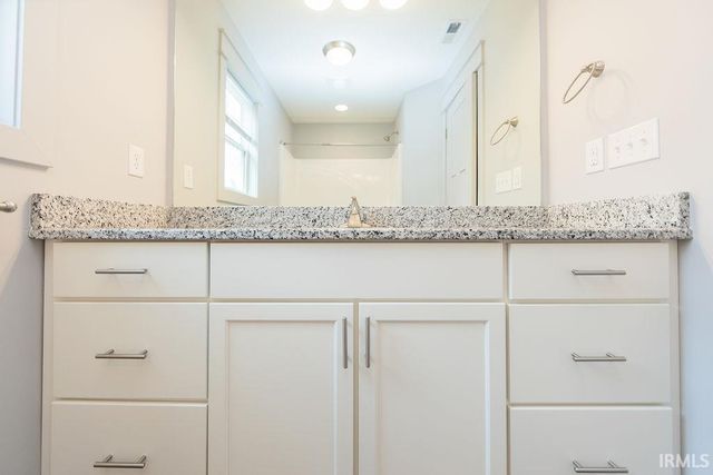 1150 W Rangeview Circle, Bloomington, IN 47403