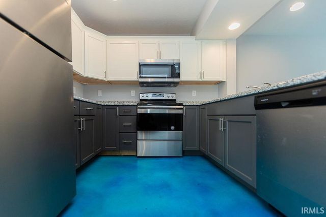 1150 W Rangeview Circle, Bloomington, IN 47403