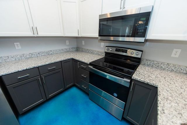 1150 W Rangeview Circle, Bloomington, IN 47403